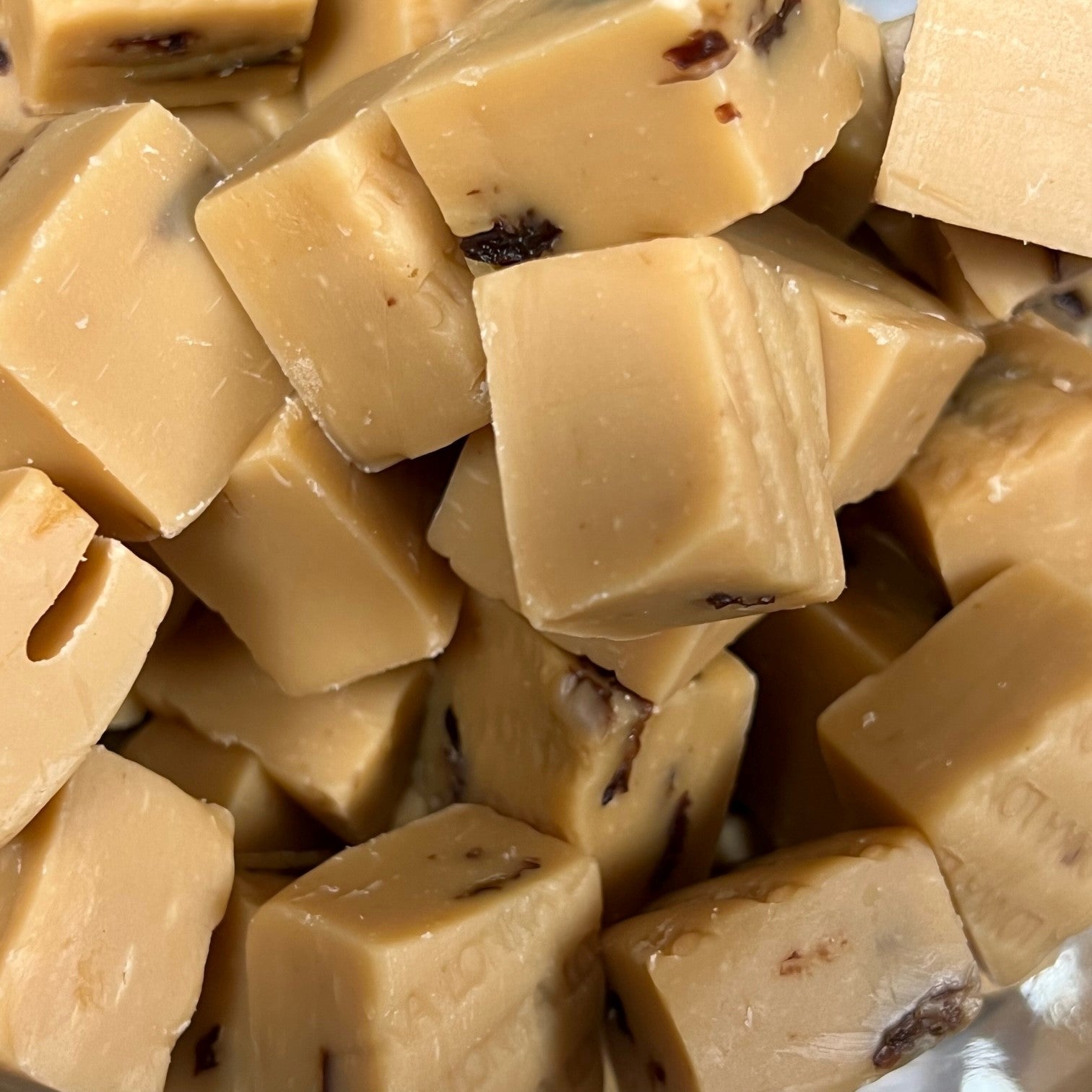Rum & raisin fudge - Dream Candy