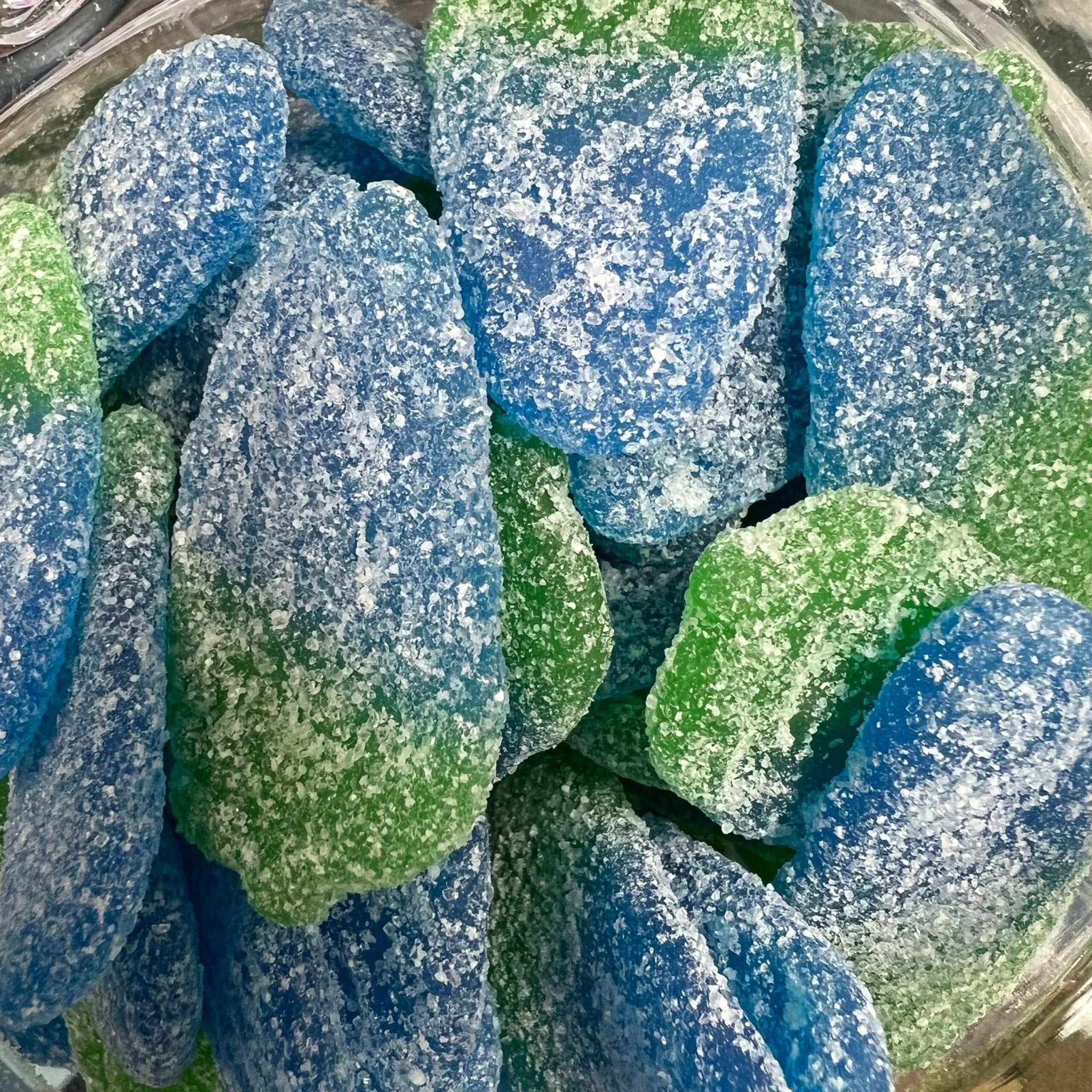 SOUR BLUE RASPBERRIES - Dream Candy